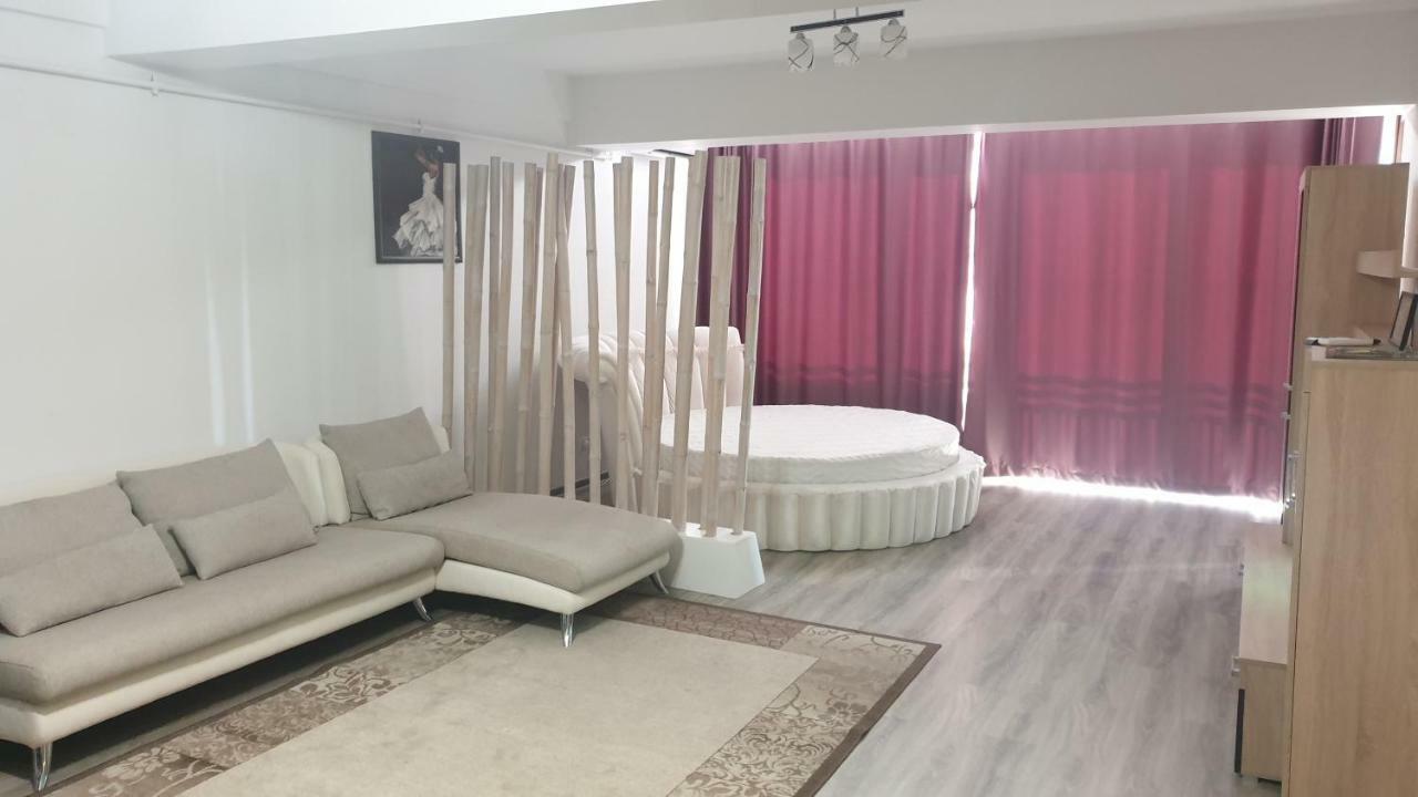 Domeview Apartment - Vitan Mall Bukares Bagian luar foto