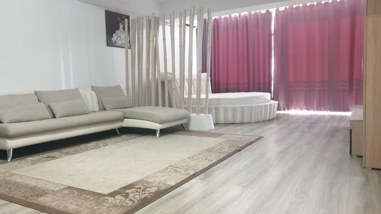 Domeview Apartment - Vitan Mall Bukares Bagian luar foto